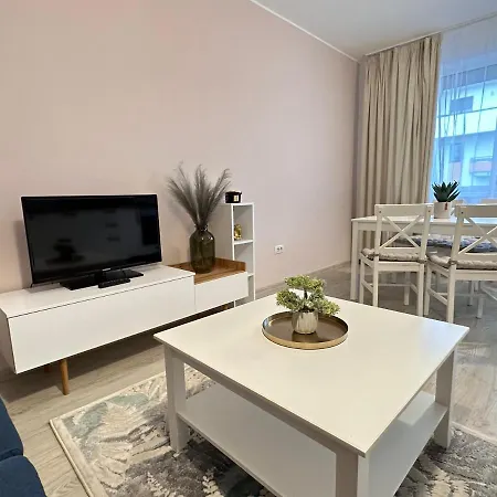 Studios And Apartments At Grandis Residence #Brasov Lägenhet Braşov